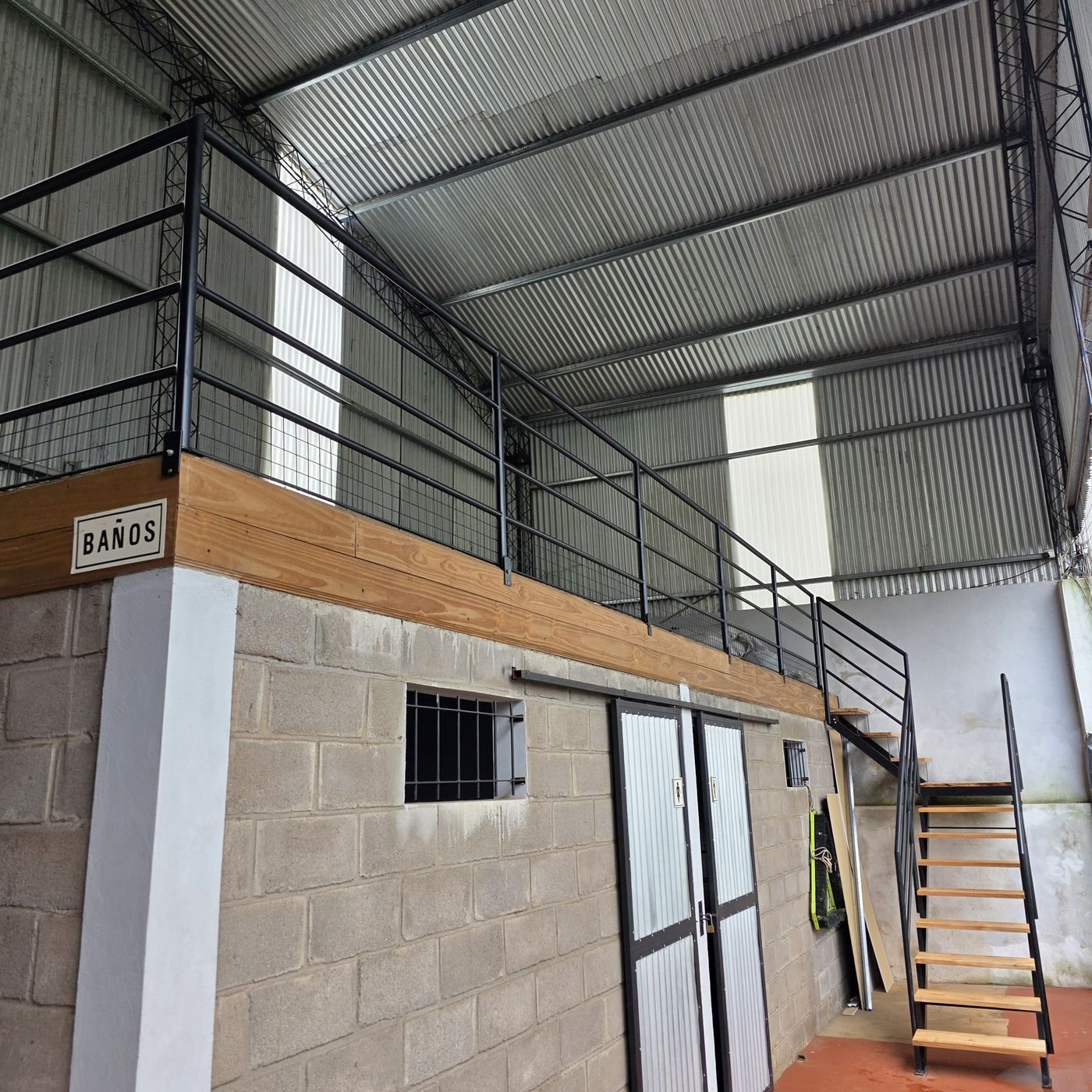 Escalera — VFmetalúrgica