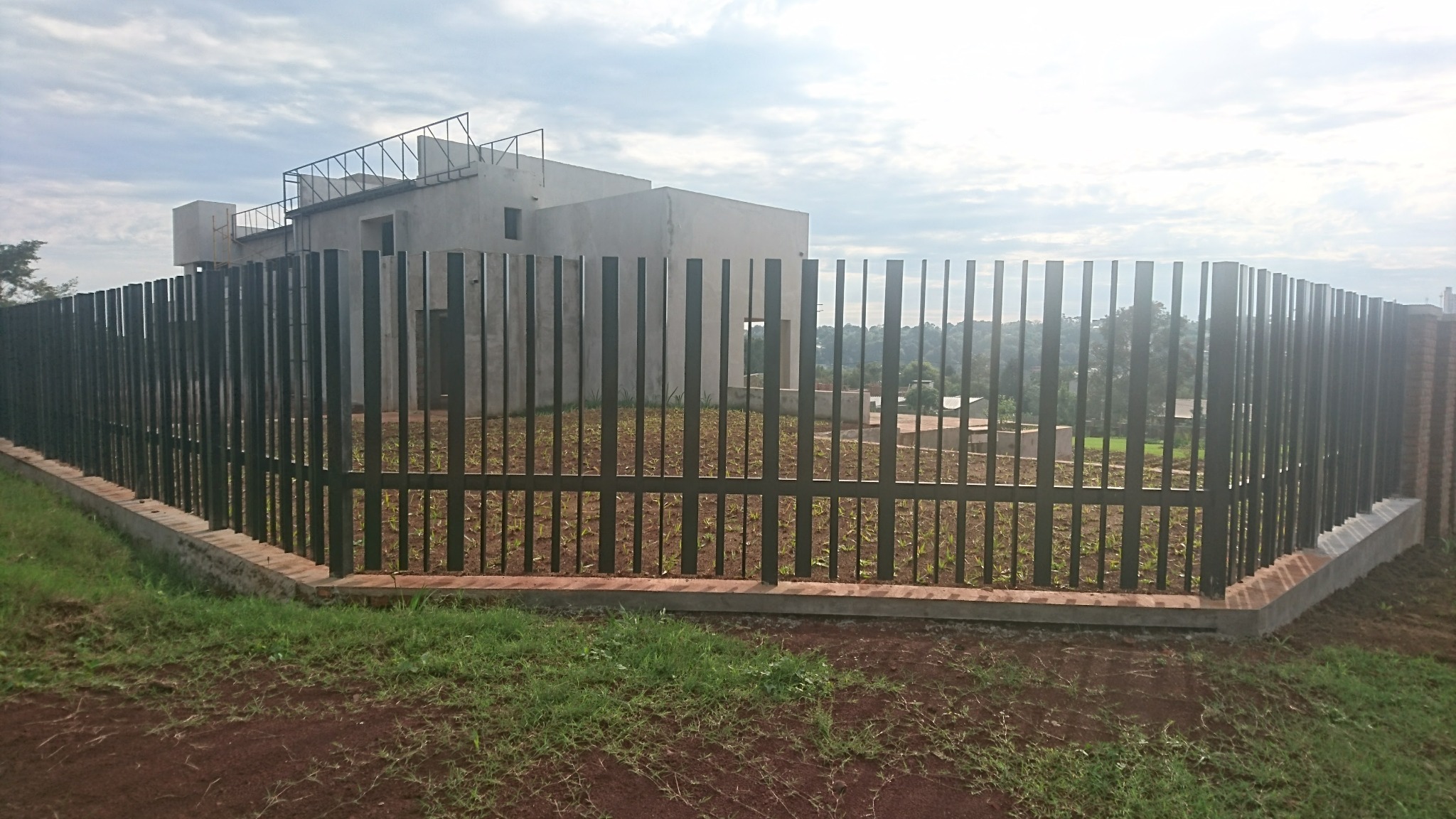 Portones y rejas realizado por VFmetalúrgica SRL en Oberá, Misiones