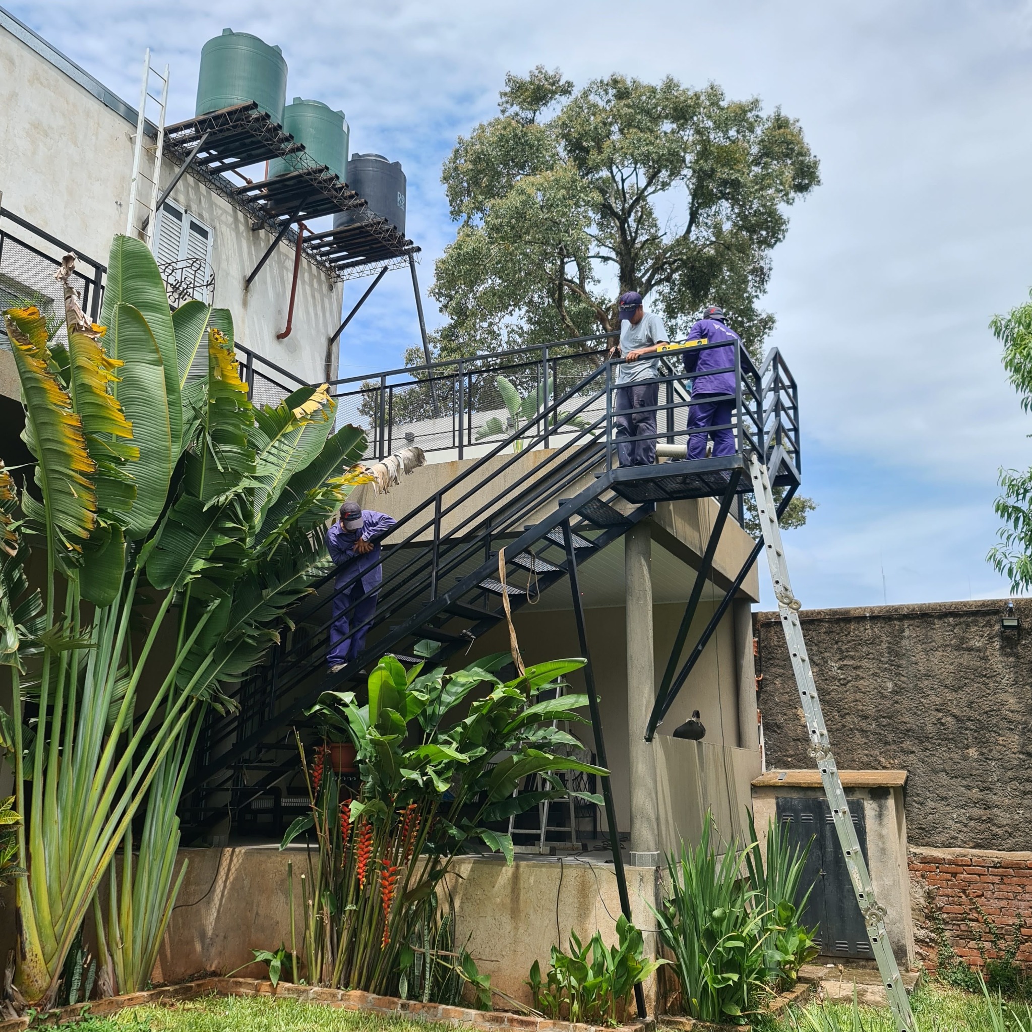 Escaleras realizado por VFmetalúrgica SRL en Oberá, Misiones