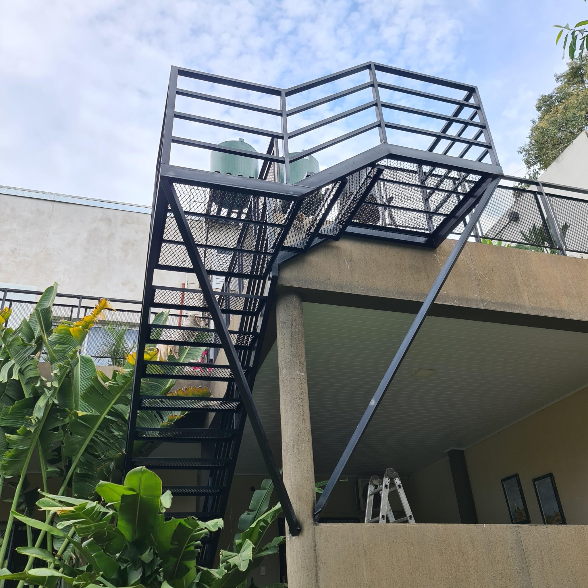 Escaleras realizado por VFmetalúrgica SRL en Oberá, Misiones