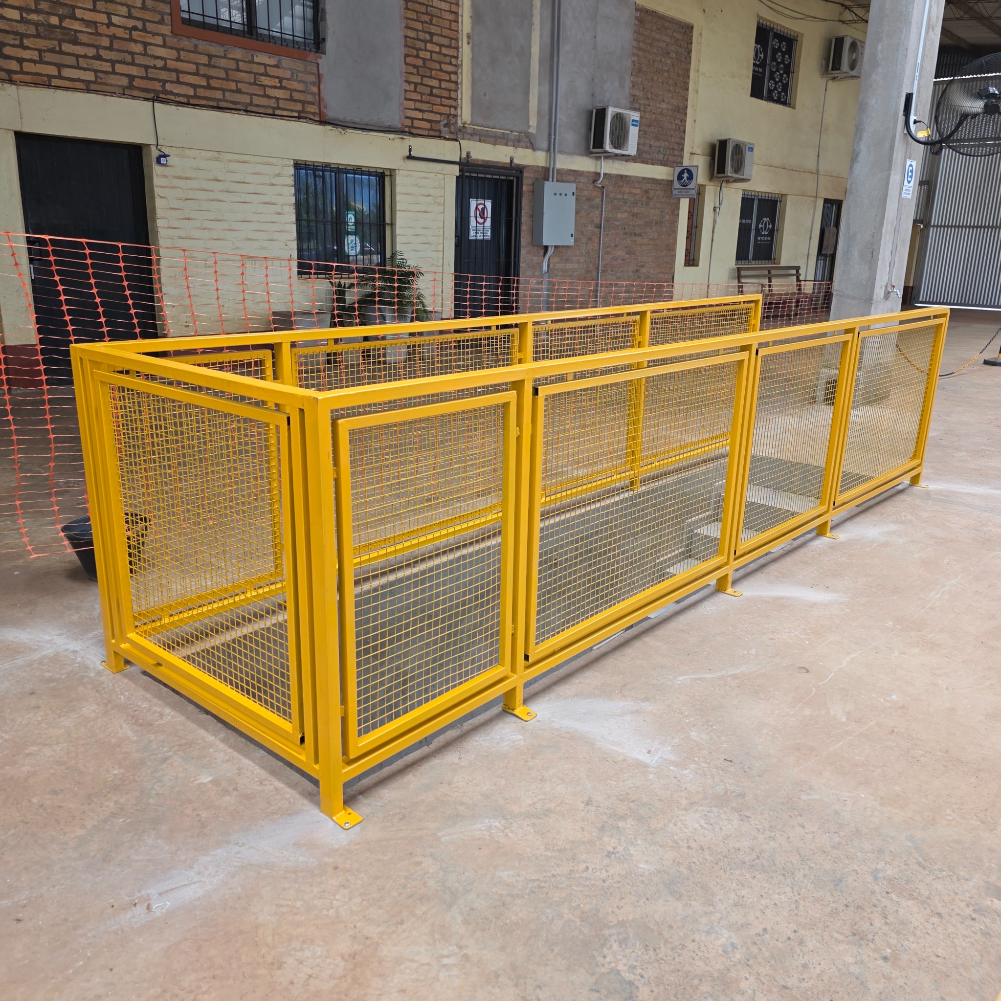 Escaleras realizado por VFmetalúrgica SRL en Oberá, Misiones